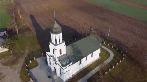 波兰Brzykow村的教堂 — 图库视频影像