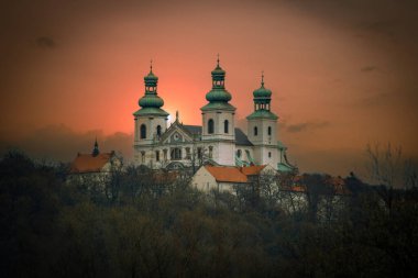 Polonya 'nın Krakow kentindeki manastır..