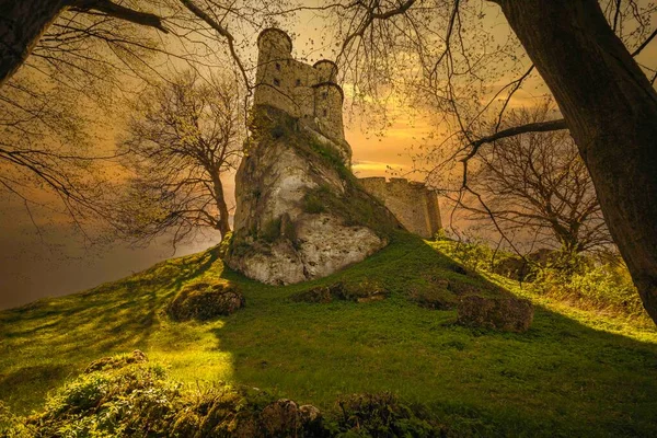 Castelo Aldeia Bobolice Polónia — Fotografia de Stock