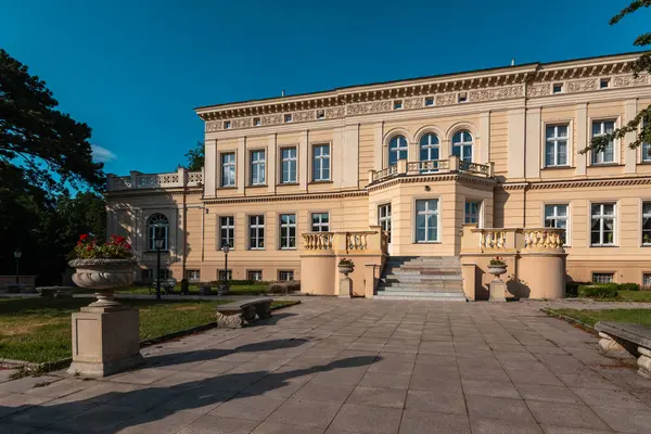 Complesso Palazzo Parco Ostromecko Polonia — Foto Stock