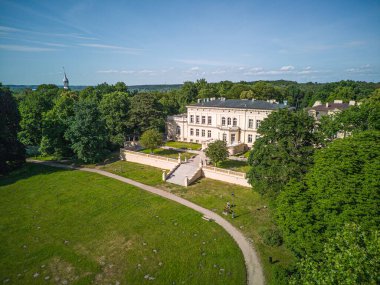 Polonya, Ostromecko 'daki Saray ve Park Kompleksi.