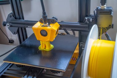 Druk na drukarce 3D z tego filamentu.