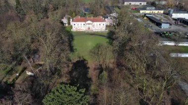 Polonya 'nın Nawra köyündeki saray..