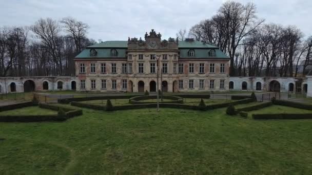 Palacio Complejo Parques Szczekociny Polonia — Vídeos de Stock
