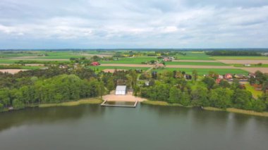 Lubie Kujawski, Polonya 'da güzel bir göl kentidir..