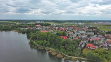 Lubie Kujawski, Polonya 'da güzel bir göl kentidir..