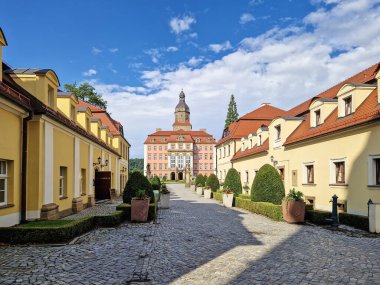 Ksi Kalesi, Polonya 'nın en büyük üçüncü kalesi..