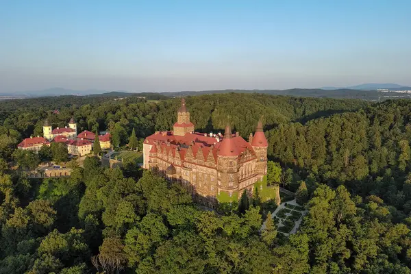 Ksiaz Kalesi, Polonya 'nın en büyük üçüncü kalesi..