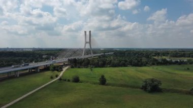 Odra Nehri üzerindeki Wroclaw Köprüsü, Polonya.