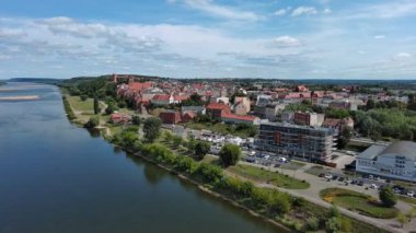 Polonya 'nın Vistula Nehri kıyısındaki Grudzidz şehri.