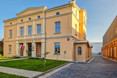 Polonya 'nın Pabianice kentindeki Şato ve eski şehir.