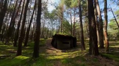 2. Dünya Savaşı 'ndan kalma savunma sığınağı..