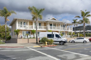 Pasifik Okyanusu 'ndaki Avila Sahili, ABD.