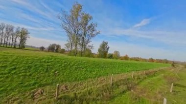 Çayırların ve nehirlerin üzerinden alçak uçuş.