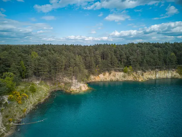 Polonya, Süleyman 'da taşan kireç taşı kazısı.