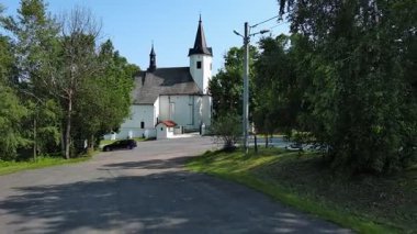 Korzkiew, Polonya 'daki Katolik Kilisesi.