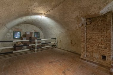 Polonya 'daki Klodzko Kalesi' nin tahkimatları.