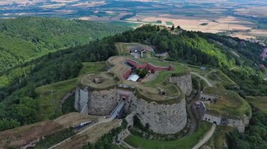 Polonya 'daki Srebrna Gra Kalesi.