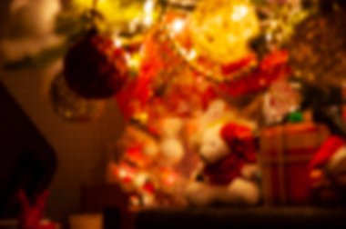 Görüntü Xmas arka planı. Odaklanamayan soyut bir geçmiş ve Noel havası. Odaklanmamış bulanık renk. Xmas kış tatili. Mutlu yıllar 2025. Bulanık Noel geçmişi. Odaklanamayan soyutlama. Noel Baba.
