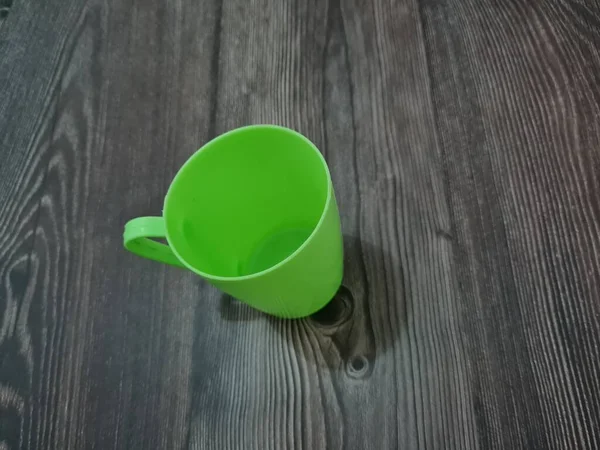 Bicchiere Plastica Con Manico Verde — Foto Stock