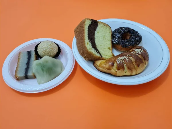 Колекція Ринкових Закусок Складаються Губного Хліба Вареного Хліба Шоколадних Пончиків — стокове фото