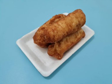 Marketten gelen abur cuburlar oval ve tatlı bir tadı olan kızarmış ekmeklerdir.