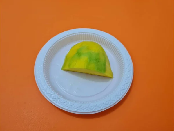 芒果可以直接吃 也可以加工成食物 — 图库照片