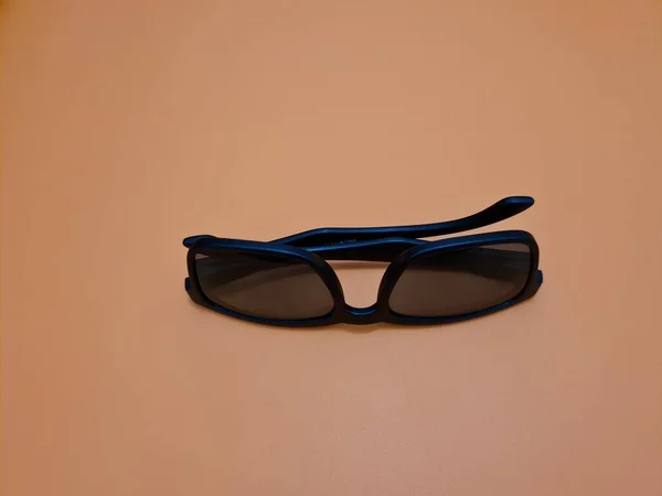 Schwarze Gläser Aus Kunststoff Und Schwarze Fassungen — Stockfoto