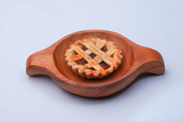 Un ve ananas reçelli turtada pişirilen diğer malzemelerden yapılmış kuru pasta.