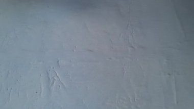 Mavi ve beyaz soyut arkaplan kombinasyonlu hareket efekti videosu