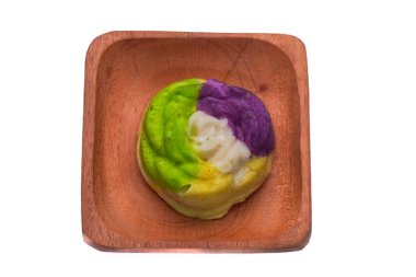 Gül süngeri denen tipik bir Endonezya yemeği.