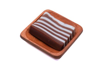 Lapis kek denilen tipik bir Endonezya yemeği.