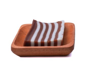 Lapis kek denilen tipik bir Endonezya yemeği.