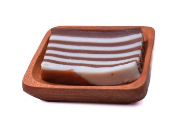 Lapis kek denilen tipik bir Endonezya yemeği.