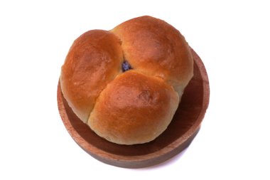 Çikolata dolu ekmek denilen tipik bir Endonezya yemeği.