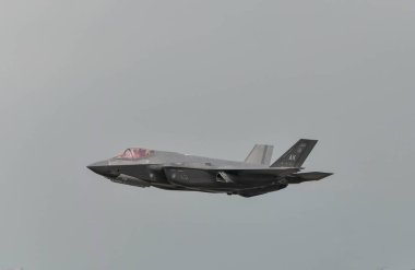 Don Muang Hava Üssü, Bangkok, Tayland, 8 Mart 2025: ABD Hava Kuvvetleri F-35 Demo Ekibi Kraliyet Tayland Hava Kuvvetleri 88. Hava Gösterisinde sahne alacak.