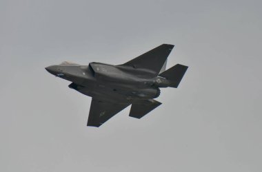 Don Muang Hava Üssü, Bangkok, Tayland, 8 Mart 2025: ABD Hava Kuvvetleri F-35 Demo Ekibi Kraliyet Tayland Hava Kuvvetleri 88. Hava Gösterisinde sahne alacak.