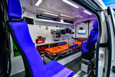 Acil durum ekipmanları ve cihazları, Ambulans içsel ayrıntıları.