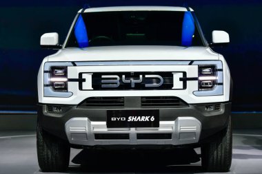 Tayland-26 Mart 2025: BYD Shark 6 DMO Super Hybrid Off-Road Platformu, BYD 'nin 46 Bangkok Uluslararası Otomobil Fuarı' ndaki ilk kamyoneti