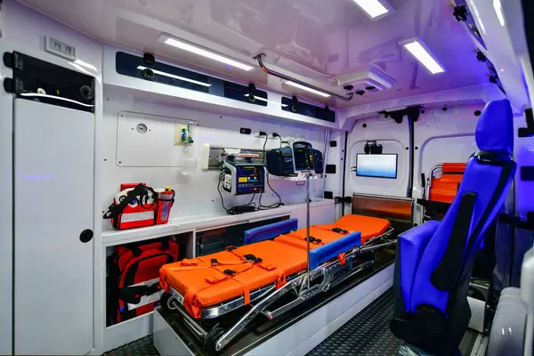 Acil durum ekipmanları ve cihazları, Ambulans içsel ayrıntıları.