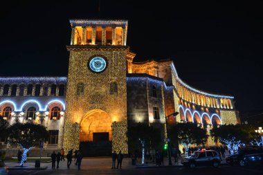 Erivan Cumhuriyet Meydanı ve Noel ağacı. Ermenistan.
