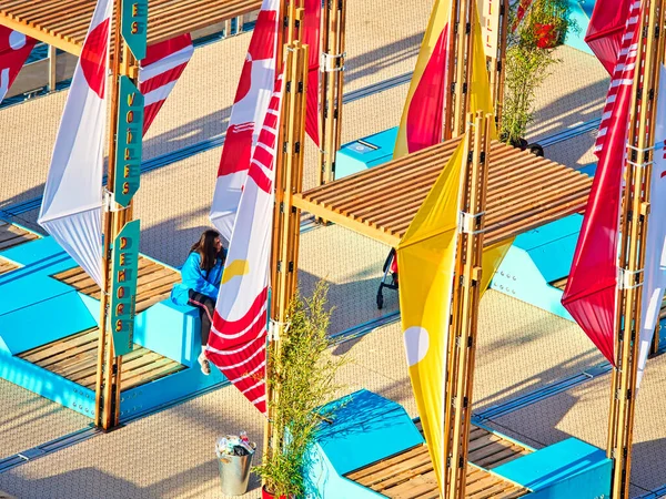 Rouen Franciaország Június 2019 Színes Terasz Asztallal Székekkel Zászlókkal Készen — Stock Fotó