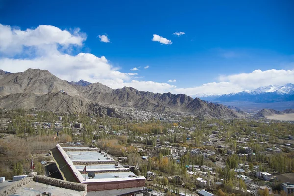 stock image panoramical view of the city of Leh, capital of the reign of Ladakh in the Indian Himalayas. High quality photo