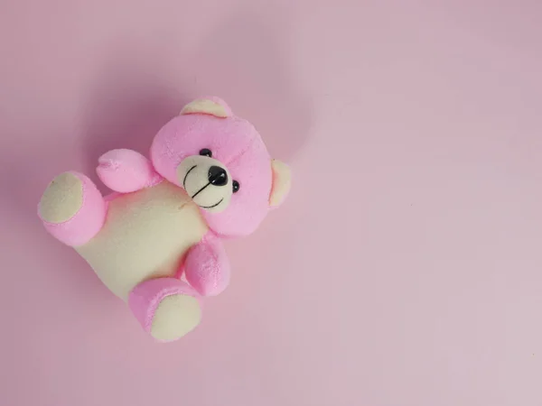 Розовый Медведь Розовом Фоне Очаровательный Розовый Медведь Украшения Местом Копирования — стоковое фото