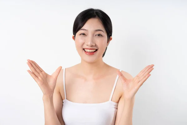 Krásný Asijské Žena Portrét Bílém Pozadí — Stock fotografie