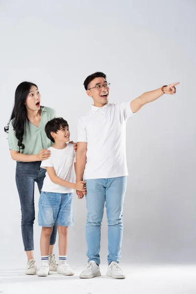 Family Posing White Background — Stock Photo, Image