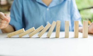 İş kavramı ve piyasadaki riskler