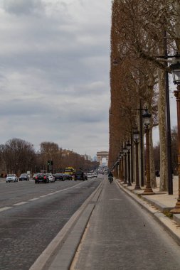 Zafer Takı, Paris, Fransa