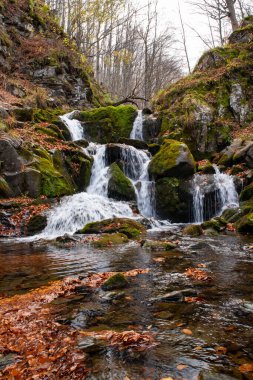 Dardagna şelaleleri, metropol şehri Bologna, Emilia Romagna