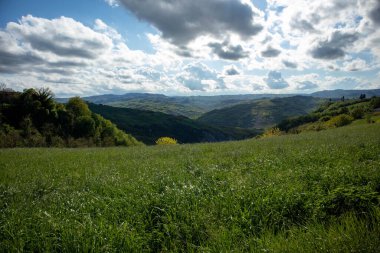 18 köprünün yolu, Sassi di Roccamalatina, Modena ili, Emilia Romagna